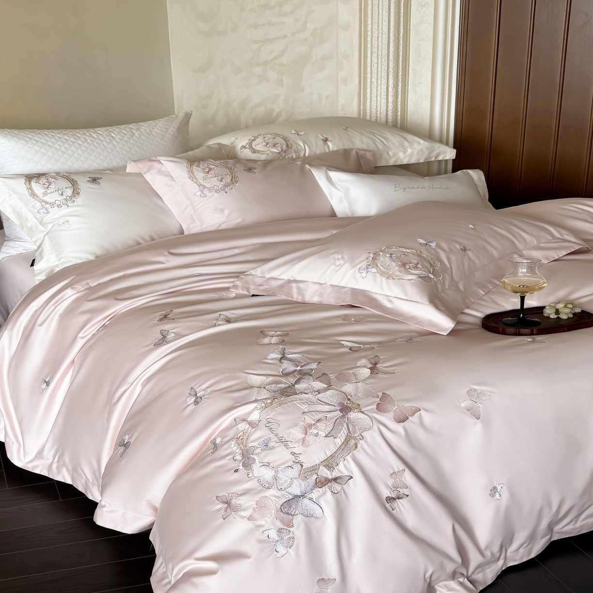 91家纺网 家纺一手货源 找家纺 馨蕊家居 2025新款四件套-花棠新 棉花棠-蔷薇粉