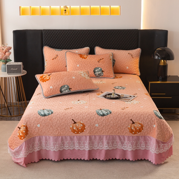 91家纺网 家纺一手货源 找家纺 （总）梓依家纺 2025新款牛奶绒单床裙款蕾丝床盖三件套四件套