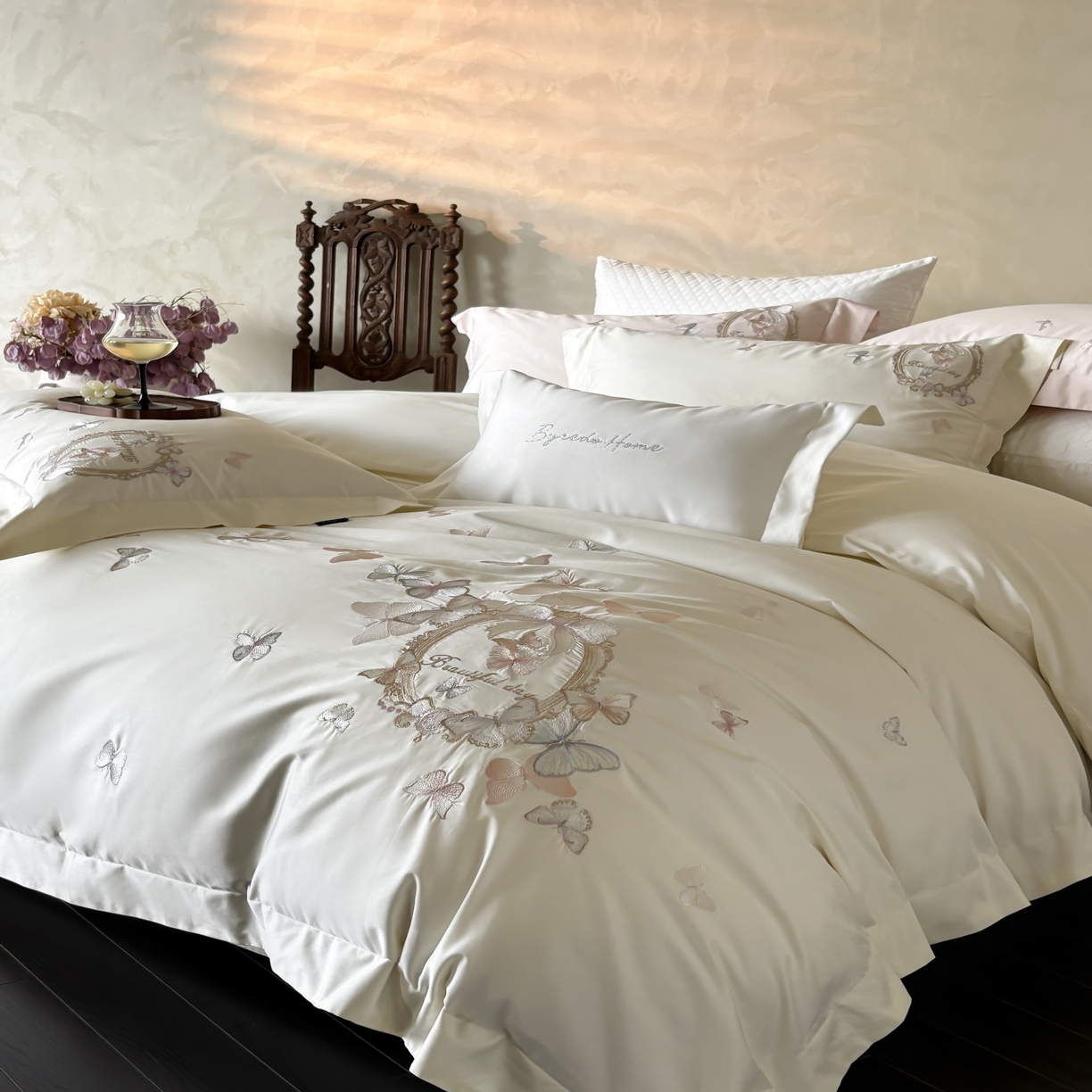 91家纺网 家纺一手货源 找家纺 馨蕊家居 2025新款四件套-花棠新 棉花棠-月光白