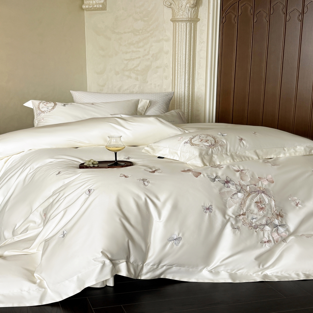 91家纺网 家纺一手货源 找家纺 馨蕊家居 2025新款四件套-花棠新 棉花棠-月光白