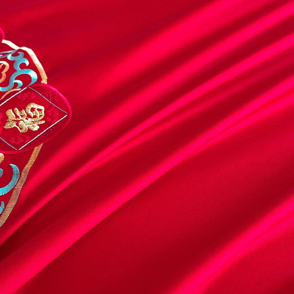 91家纺网 家纺一手货源 找家纺 玉雅家纺 2025新款100支长绒棉刺绣婚庆床单单件绣花三件套 长绒棉床单-如意双喜