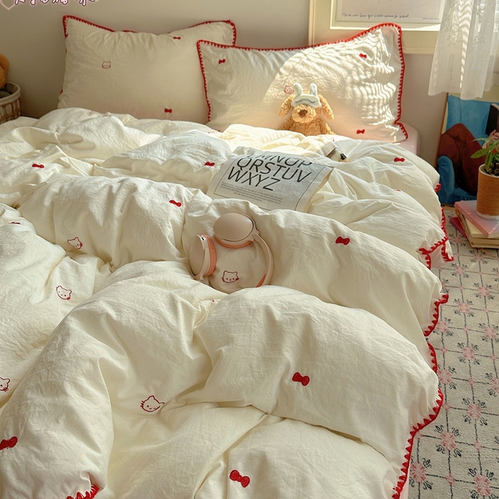 91家纺网 家纺一手货源 找家纺 （总）顾里家纺 2025新款ins韩风刺绣云朵棉四件套