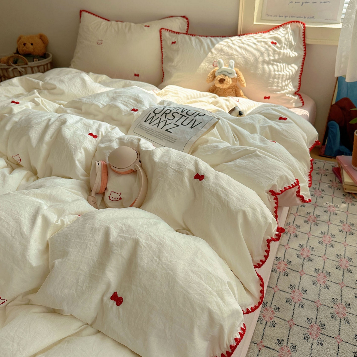 91家纺网 家纺一手货源 找家纺 顾里家纺 2025新款ins韩风刺绣云朵棉四件套 贝拉猫咪