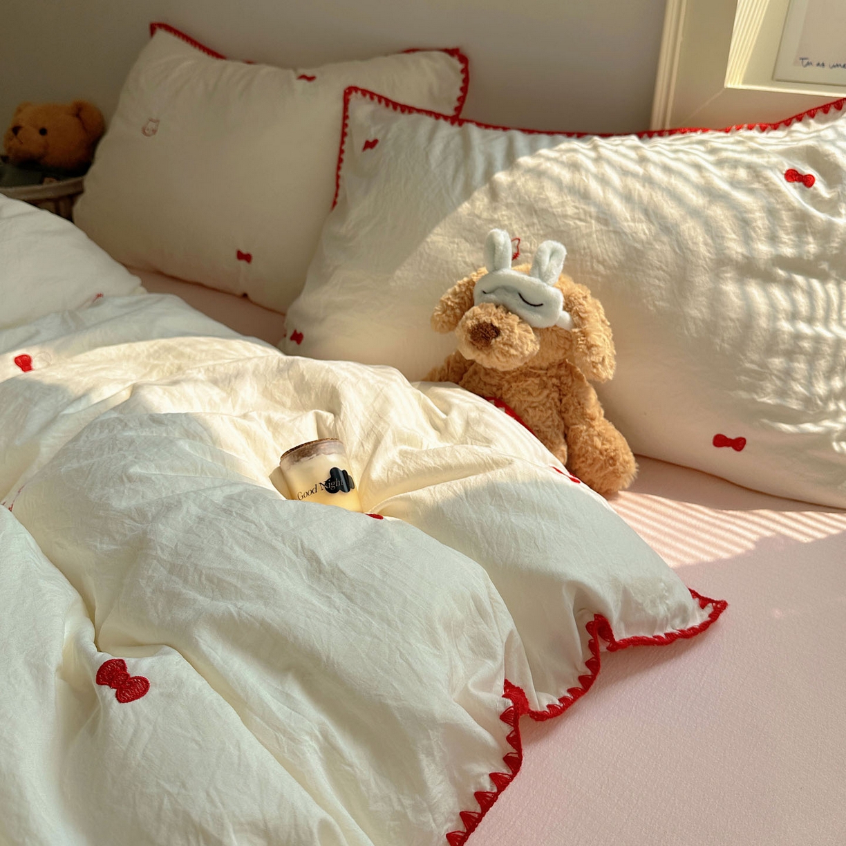 91家纺网 家纺一手货源 找家纺 顾里家纺 2025新款ins韩风刺绣云朵棉四件套 贝拉猫咪