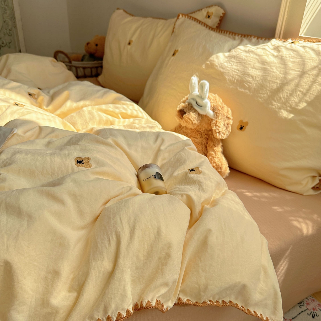 91家纺网 家纺一手货源 找家纺 顾里家纺 2025新款ins韩风刺绣云朵棉四件套 ins棕熊