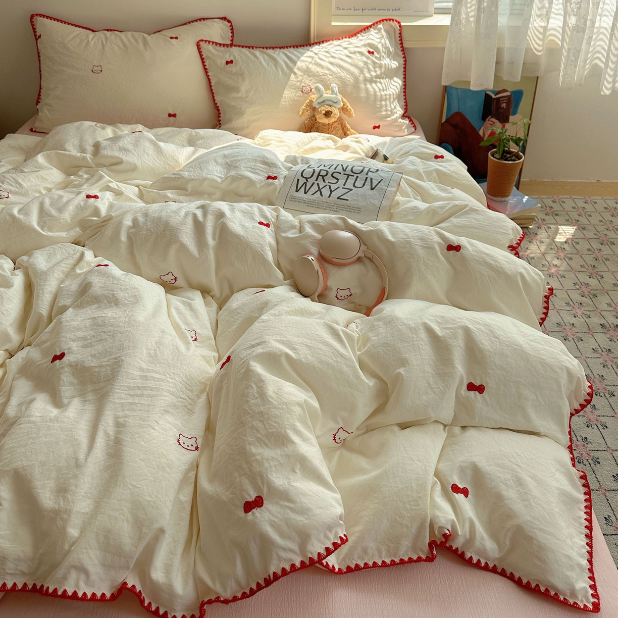 91家纺网 家纺一手货源 找家纺 顾里家纺 2025新款ins韩风刺绣云朵棉四件套 贝拉猫咪