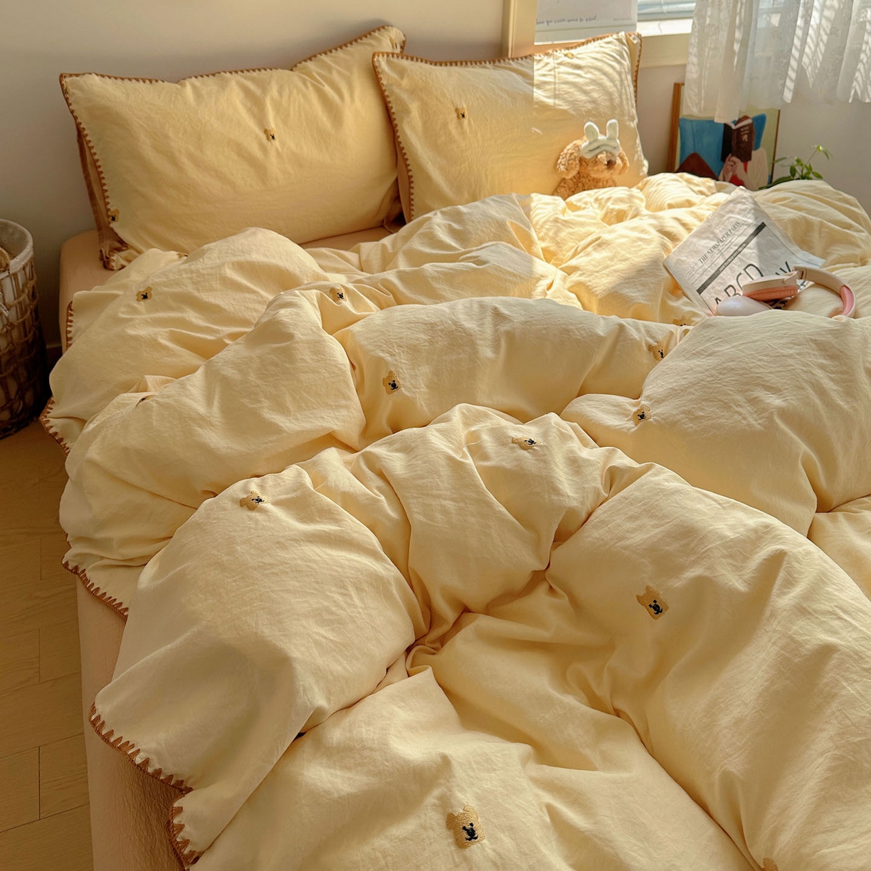 91家纺网 家纺一手货源 找家纺 顾里家纺 2025新款ins韩风刺绣云朵棉四件套 ins棕熊