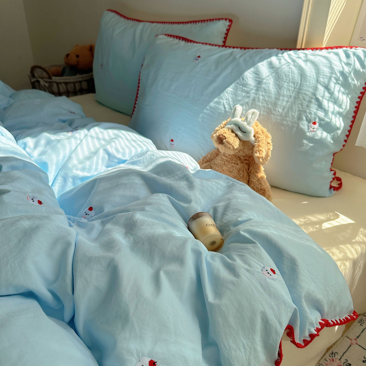 91家纺网 家纺一手货源 找家纺 顾里家纺 2025新款ins韩风刺绣云朵棉四件套 泡泡狗