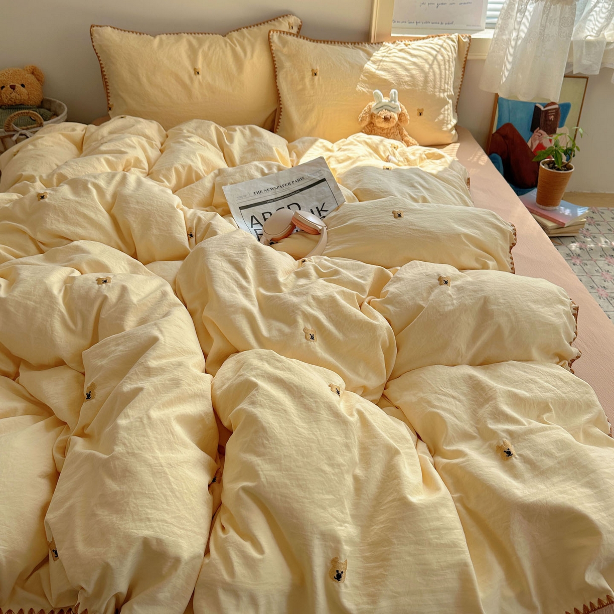 91家纺网 家纺一手货源 找家纺 顾里家纺 2025新款ins韩风刺绣云朵棉四件套 ins棕熊