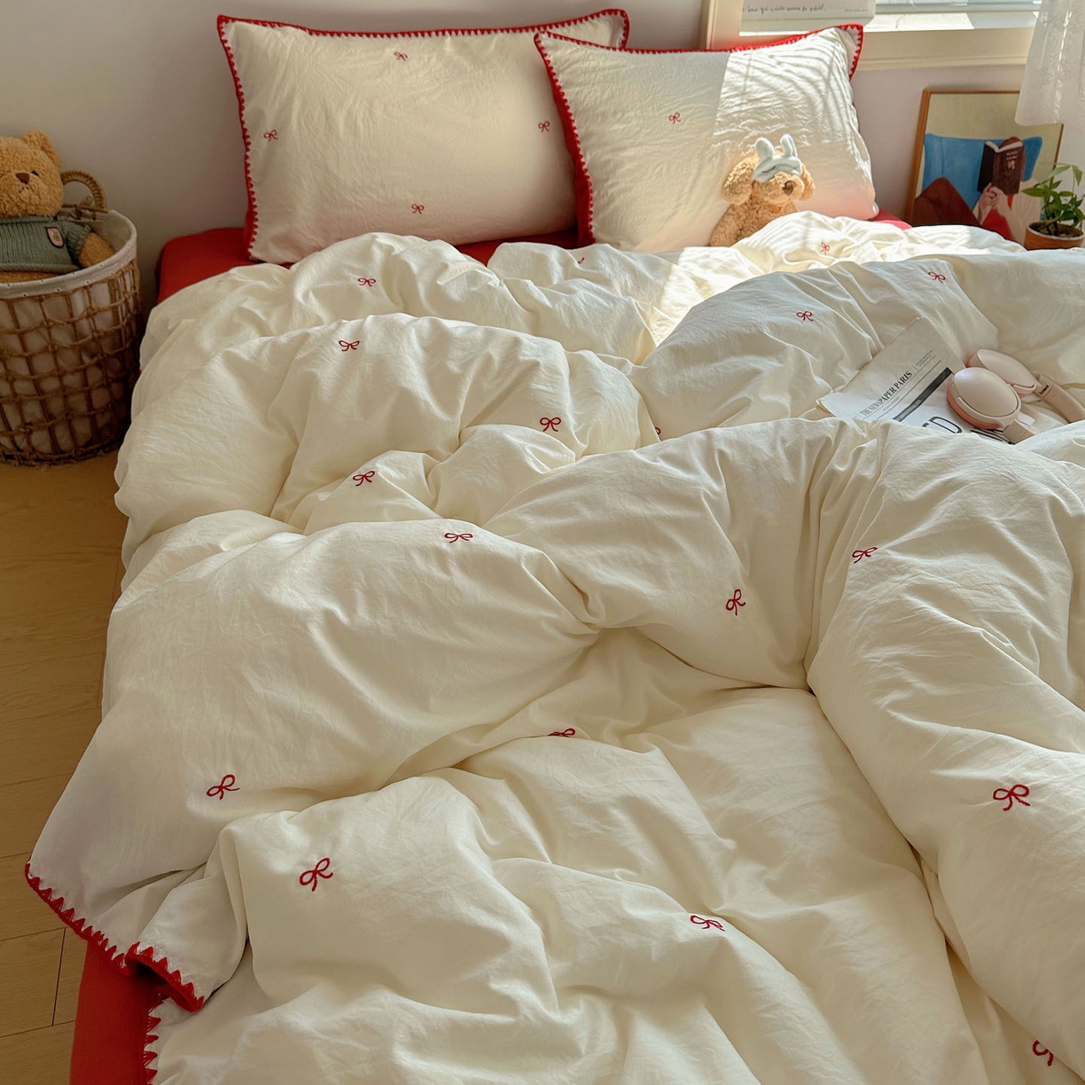 91家纺网 家纺一手货源 找家纺 顾里家纺 2025新款ins韩风刺绣云朵棉四件套 港风梦境