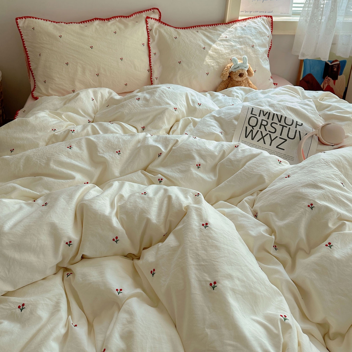 91家纺网 家纺一手货源 找家纺 顾里家纺 2025新款ins韩风刺绣云朵棉四件套 小樱桃