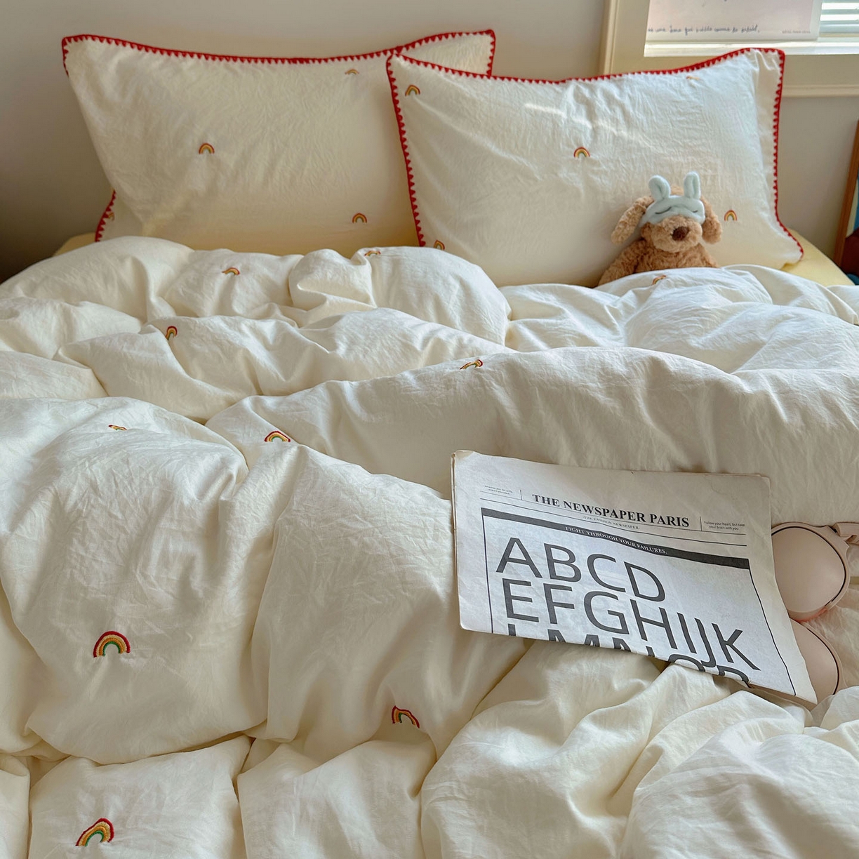 91家纺网 家纺一手货源 找家纺 顾里家纺 2025新款ins韩风刺绣云朵棉四件套 ins彩虹