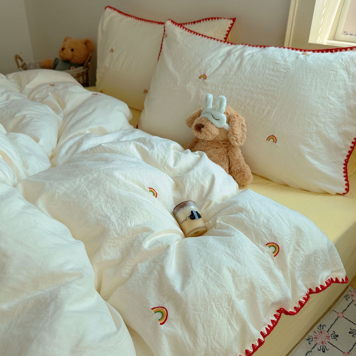 91家纺网 家纺一手货源 找家纺 顾里家纺 2025新款ins韩风刺绣云朵棉四件套 ins彩虹