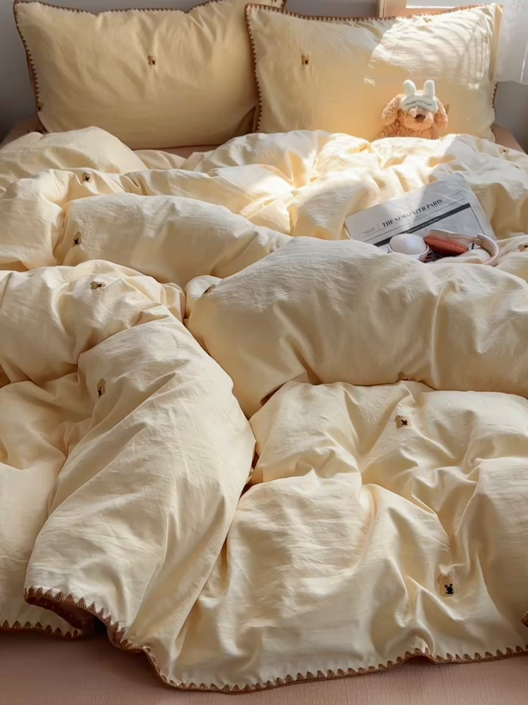 91家纺网 家纺一手货源 找家纺 顾里家纺 2025新款ins韩风刺绣云朵棉四件套 ins棕熊