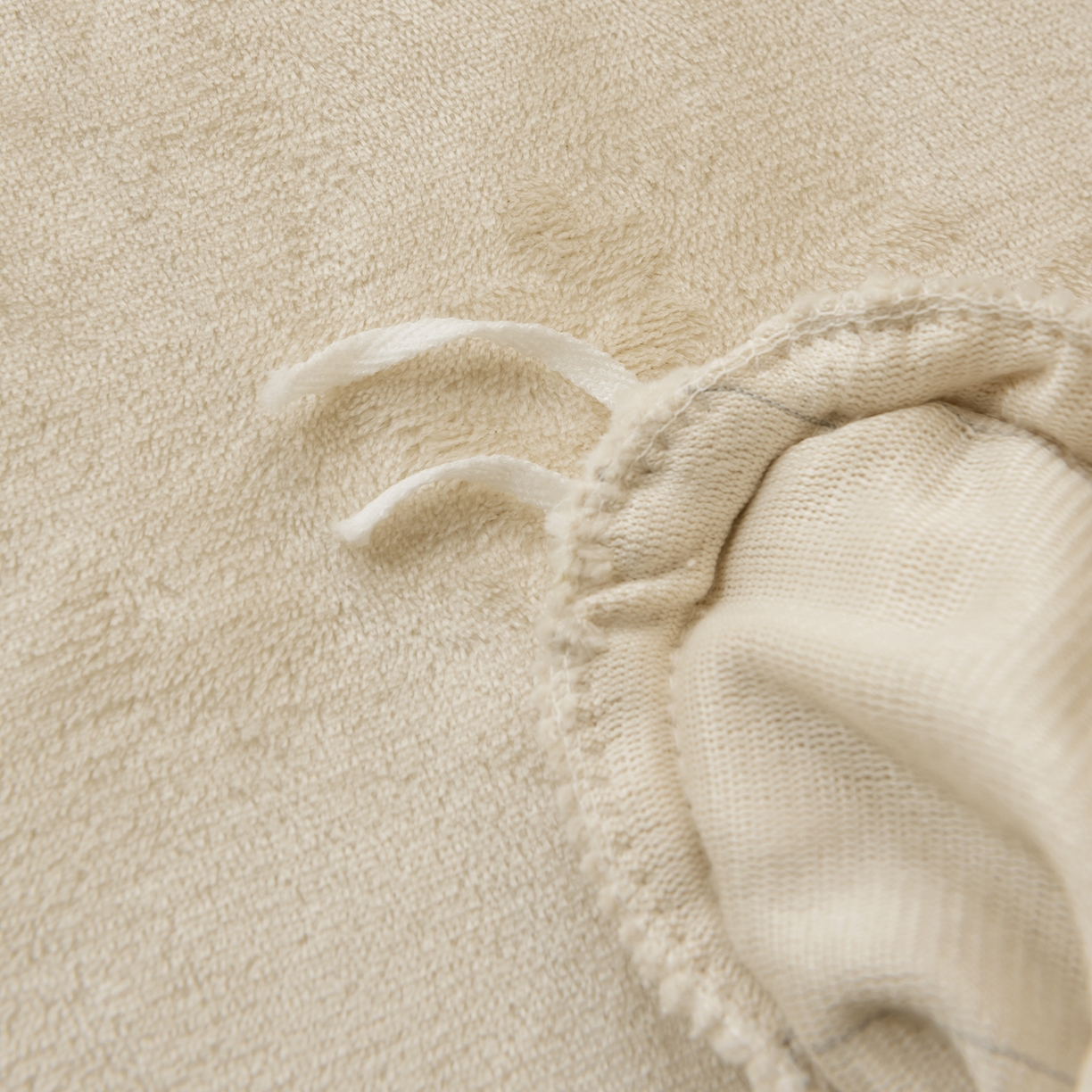 91家纺网 家纺一手货源 找家纺 （总）卡初家居（原微来） 2025新款A类秋冬亲肤牛奶绒刺绣款四件套-谧语系列（提供买家秀）