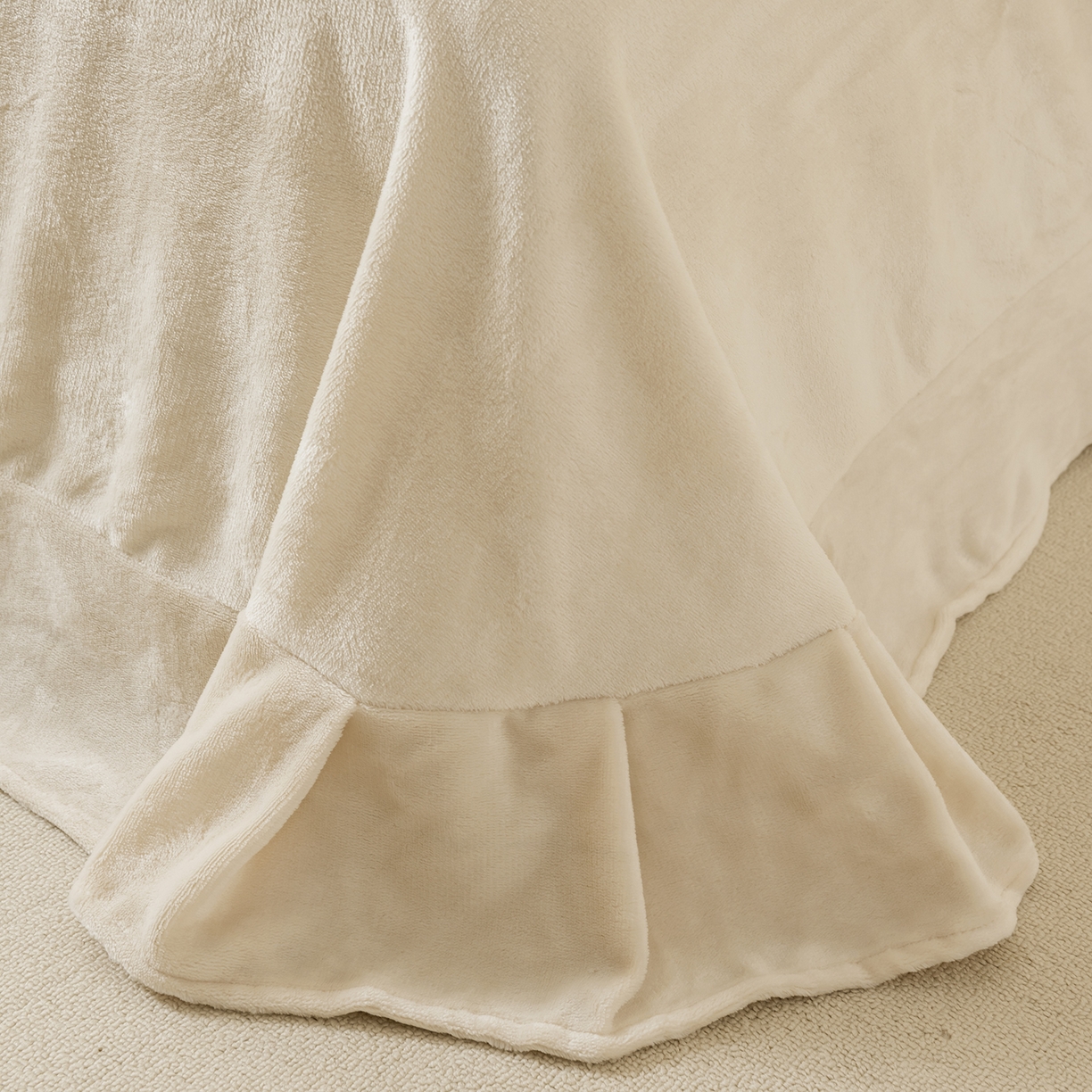 91家纺网 家纺一手货源 找家纺 （总）卡初家居（原微来） 2025新款A类秋冬亲肤牛奶绒刺绣款四件套-谧语系列（提供买家秀）