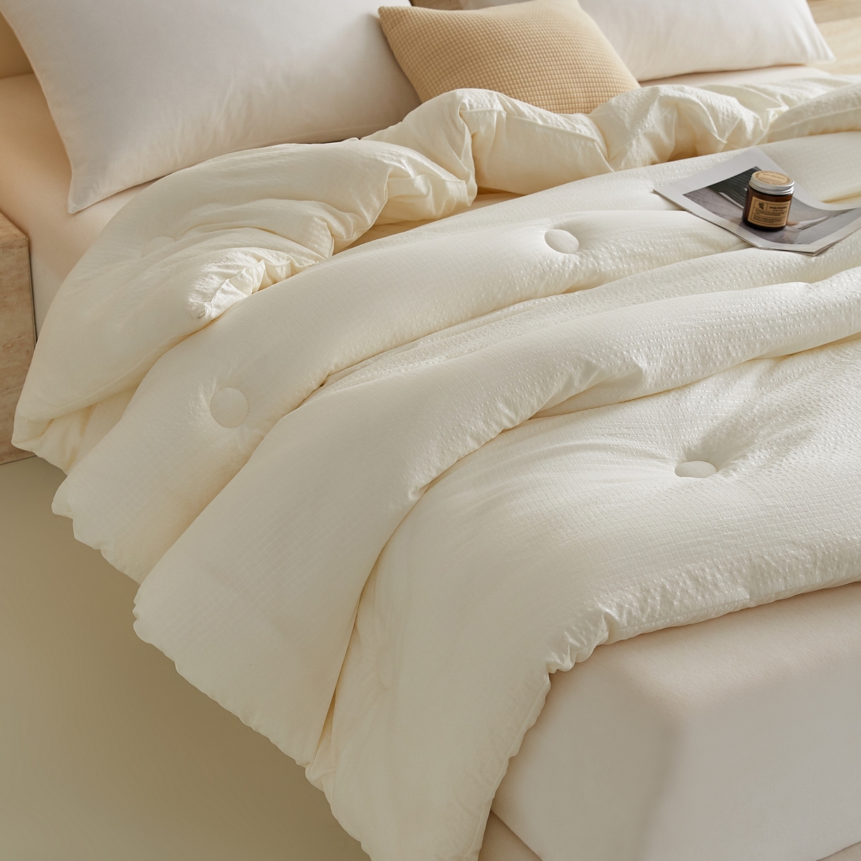 91家纺网 家纺一手货源 找家纺 帕芬鸟家纺 2025新款无染柔软大豆纤维被子被芯 无染米白