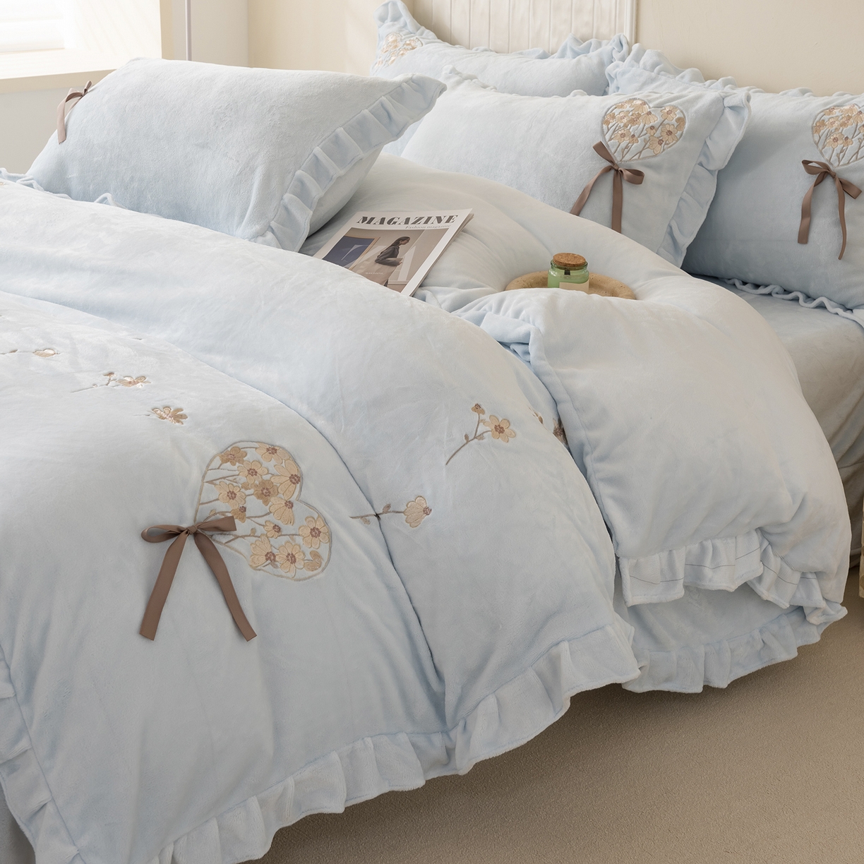 卡初家居（原微来） 2025新款A类秋冬亲肤牛奶绒刺绣款四件套-谧语系列（提供买家秀） 谧语-繁星蓝