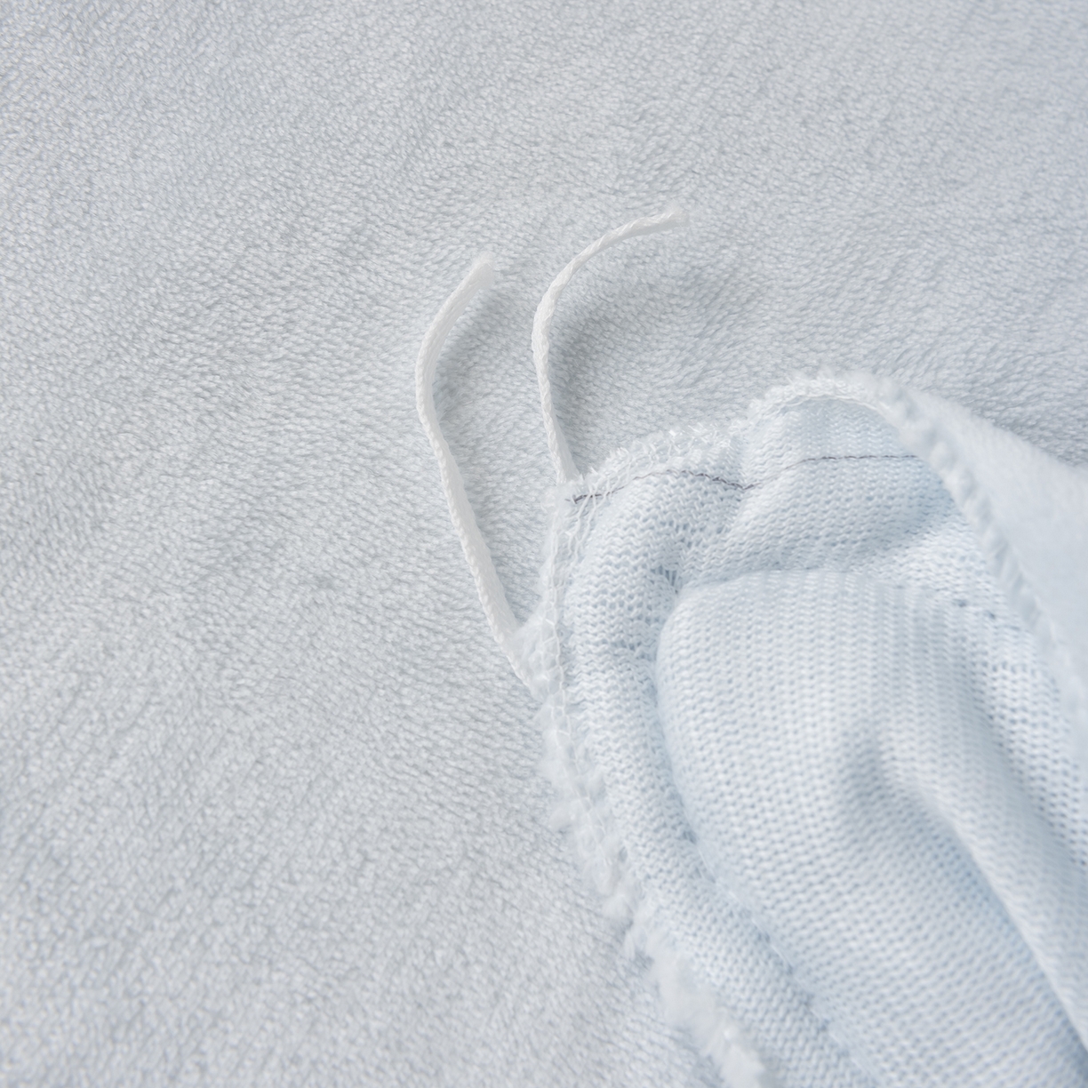 91家纺网 家纺一手货源 找家纺 卡初家居（原微来） 2025新款A类秋冬亲肤牛奶绒刺绣款四件套-谧语系列（提供买家秀） 谧语-繁星蓝