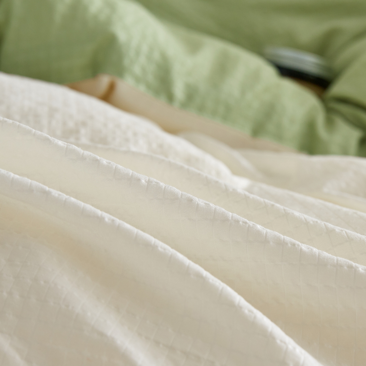 91家纺网 家纺一手货源 找家纺 帕芬鸟家纺 2025新款无染柔软大豆纤维被子被芯 无染米拼绿