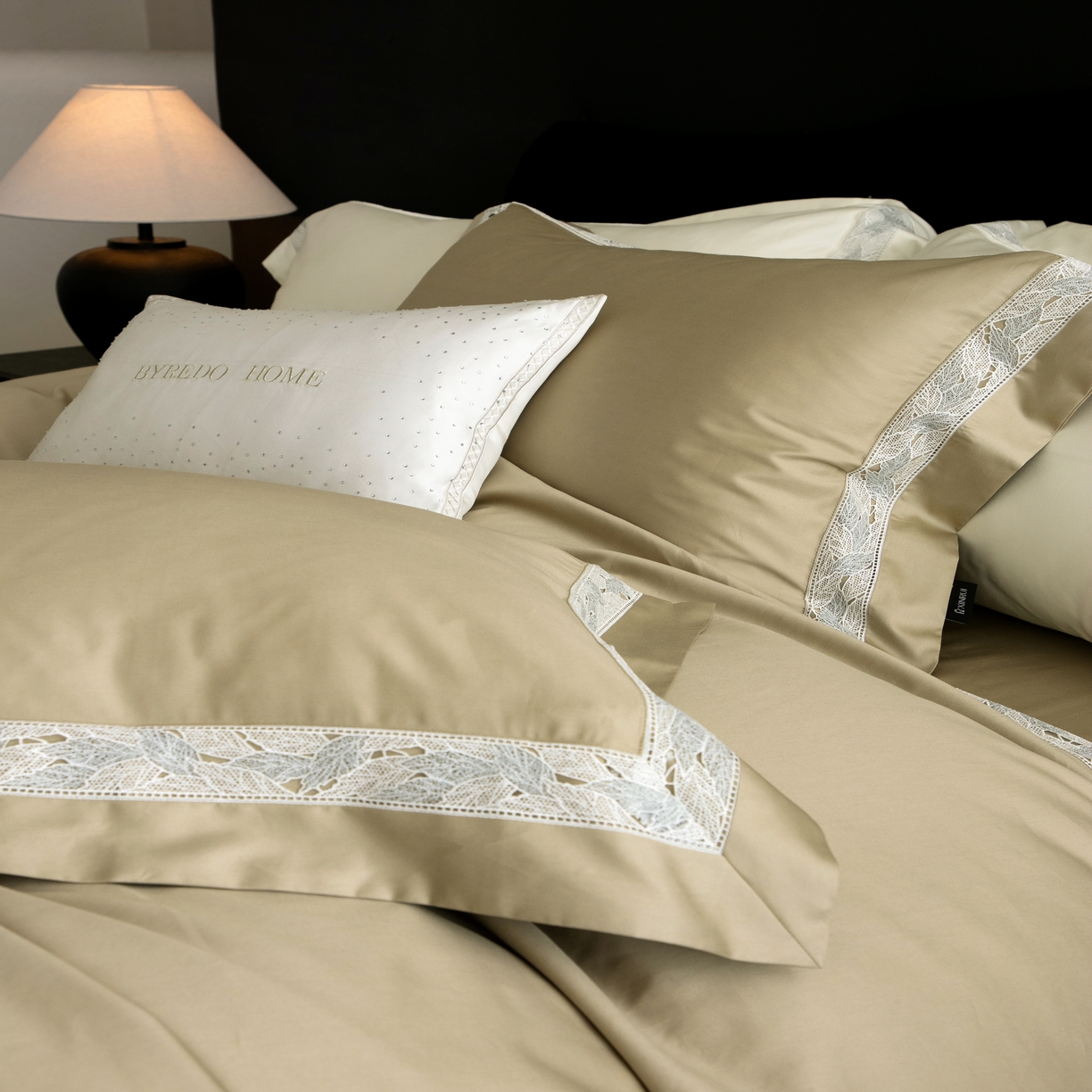 91家纺网 家纺一手货源 找家纺 馨蕊家居 2025秋冬新品100支高定系列-棉森蔓（会员-20）（礼盒塑封包装） 券后控价：368/388 棉森蔓-灰湖绿