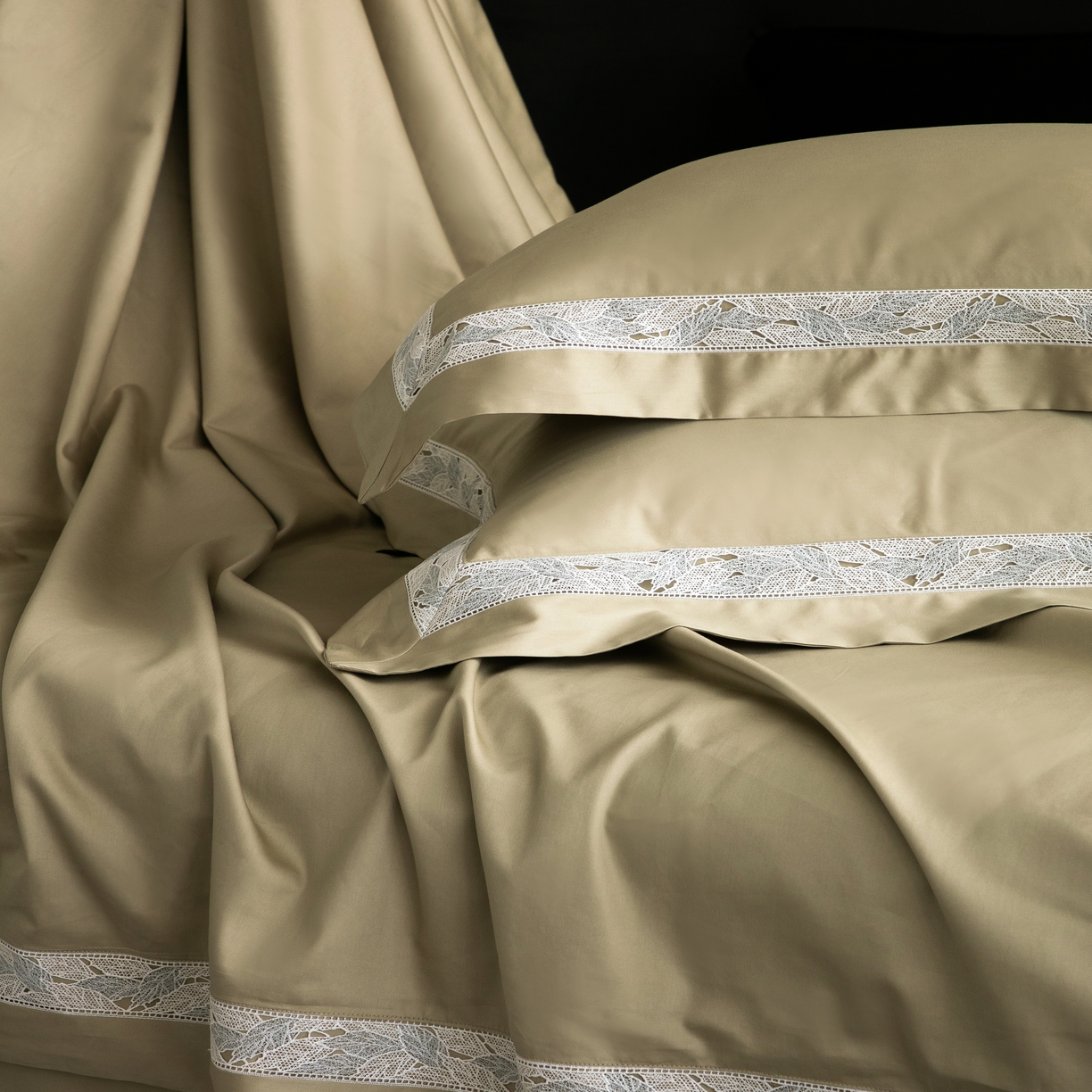 91家纺网 家纺一手货源 找家纺 馨蕊家居 2025秋冬新品100支高定系列-棉森蔓（会员-20）（礼盒塑封包装） 券后控价：368/388 棉森蔓-灰湖绿