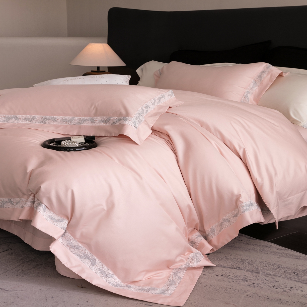 91家纺网 家纺一手货源 找家纺 馨蕊家居 2025秋冬新品100支高定系列-棉森蔓（会员-20）（礼盒塑封包装） 券后控价：368/388 棉森蔓-蔷薇粉