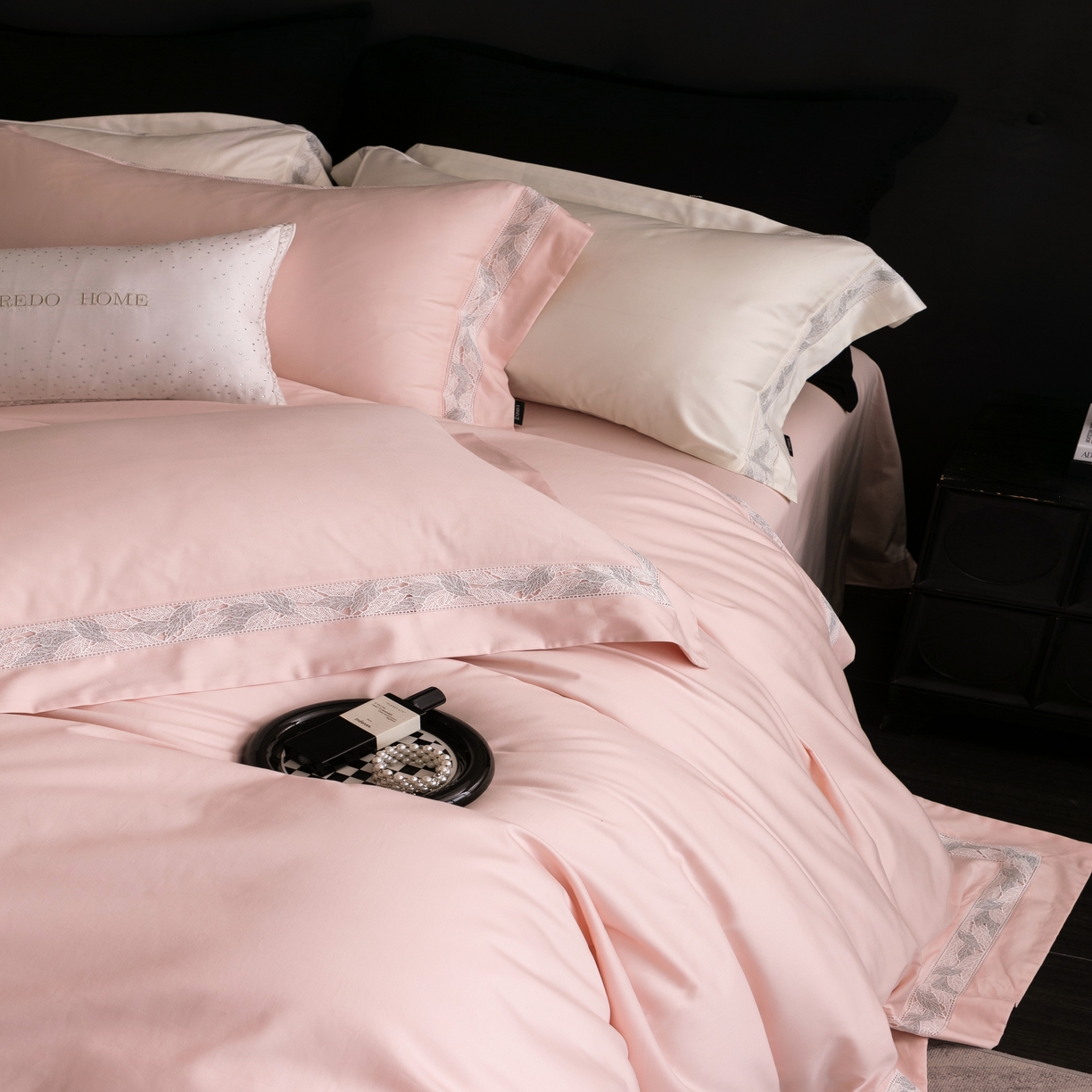 91家纺网 家纺一手货源 找家纺 馨蕊家居 2025秋冬新品100支高定系列-棉森蔓（会员-20）（礼盒塑封包装） 券后控价：368/388 棉森蔓-蔷薇粉