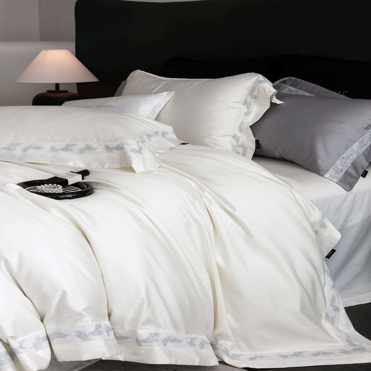 91家纺网 家纺一手货源 找家纺 馨蕊家居 2025秋冬新品100支高定系列-棉森蔓（会员-20）（礼盒塑封包装） 券后控价：368/388 棉森蔓-月光白