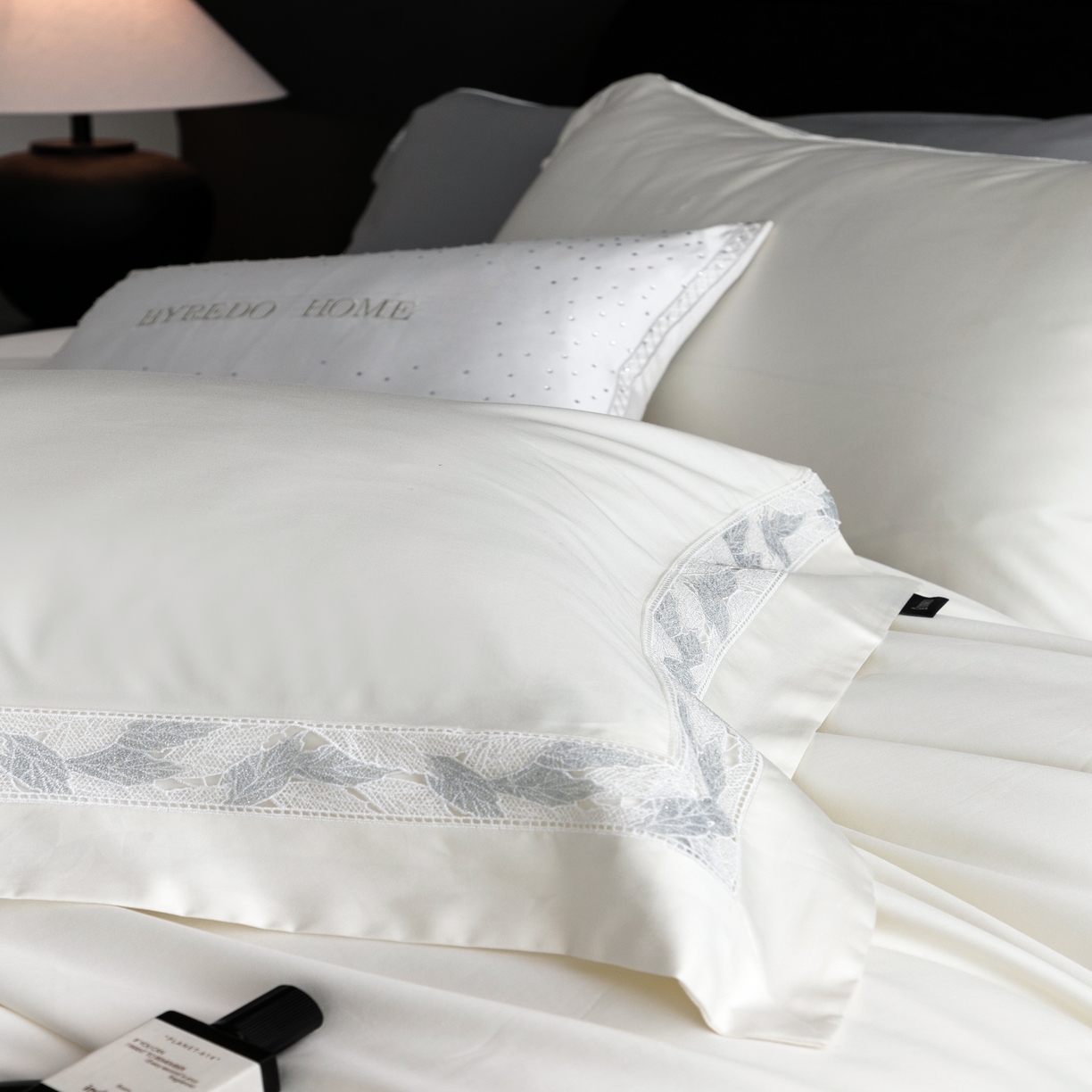 91家纺网 家纺一手货源 找家纺 馨蕊家居 2025秋冬新品100支高定系列-棉森蔓（会员-20）（礼盒塑封包装） 券后控价：368/388 棉森蔓-月光白