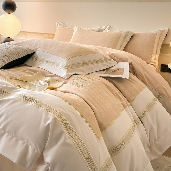 91家纺网 家纺一手货源 找家纺 2025年新款秋冬加厚A类全棉磨毛双面保暖四件套纯棉数码印花全工艺刺绣轻奢风床上用品 香颂黄