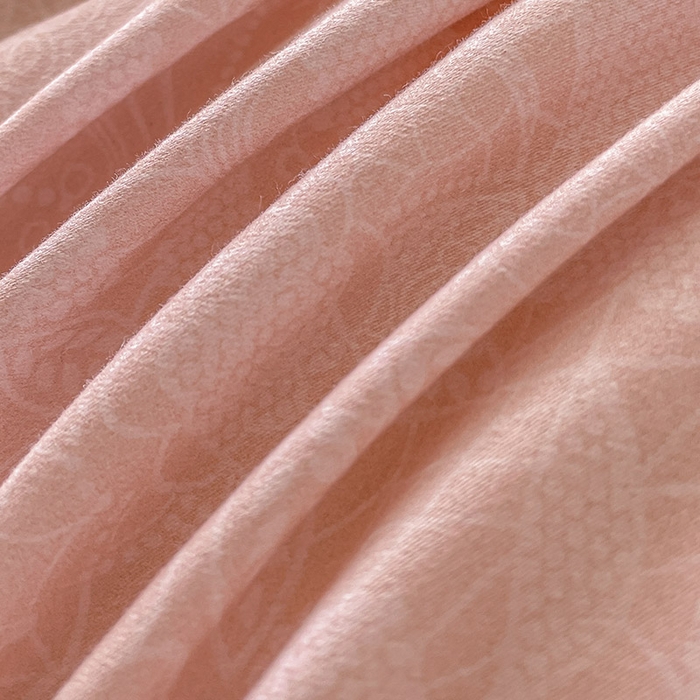 91家纺网 家纺一手货源 找家纺 2025年新款秋冬加厚A类全棉磨毛双面保暖四件套纯棉数码印花全工艺刺绣轻奢风床上用品 香颂粉