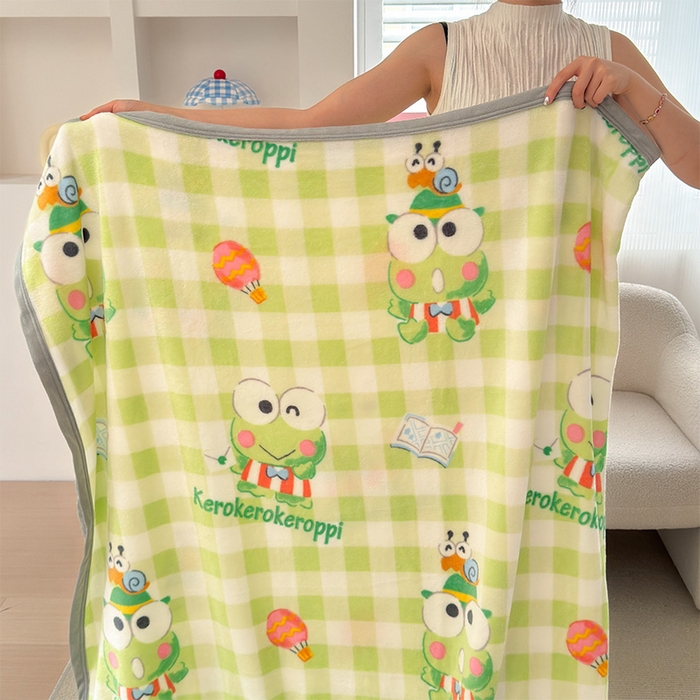 91家纺网 家纺一手货源 找家纺 初念 2025新款正版三丽鸥双面印花牛奶绒多功能四季款毛毯空调毯（撸猫触感，双倍柔软）（提供买家秀） 舒芙蕾-绿格大眼蛙