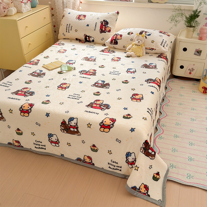 91家纺网 家纺一手货源 找家纺 初念 2025新款正版三丽鸥双面印花牛奶绒多功能四季款毛毯空调毯（撸猫触感，双倍柔软）（提供买家秀） 舒芙蕾-黑皮KT