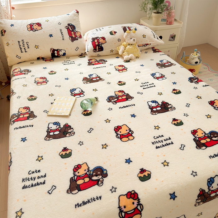 91家纺网 家纺一手货源 找家纺 初念 2025新款正版三丽鸥双面印花牛奶绒多功能四季款毛毯空调毯（撸猫触感，双倍柔软）（提供买家秀） 舒芙蕾-黑皮KT