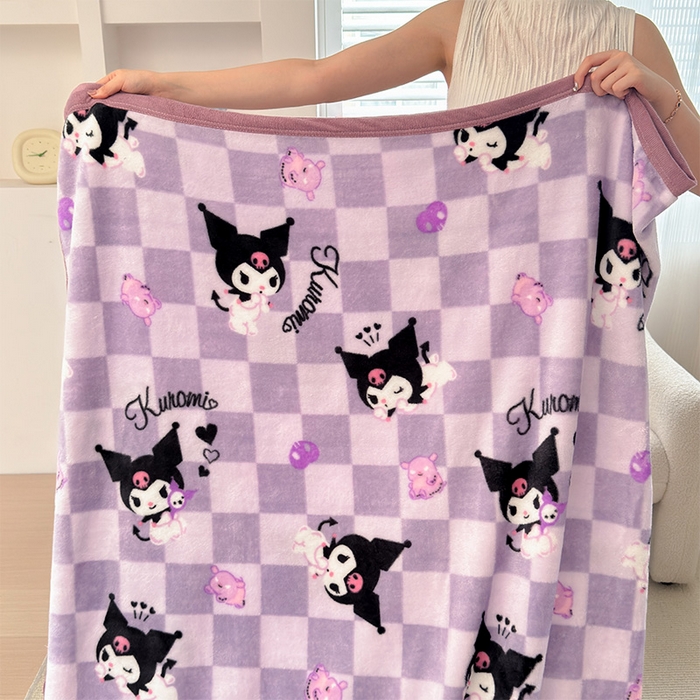 91家纺网 家纺一手货源 找家纺 初念 2025新款正版三丽鸥双面印花牛奶绒多功能四季款毛毯空调毯（撸猫触感，双倍柔软）（提供买家秀） 舒芙蕾-紫格库洛米