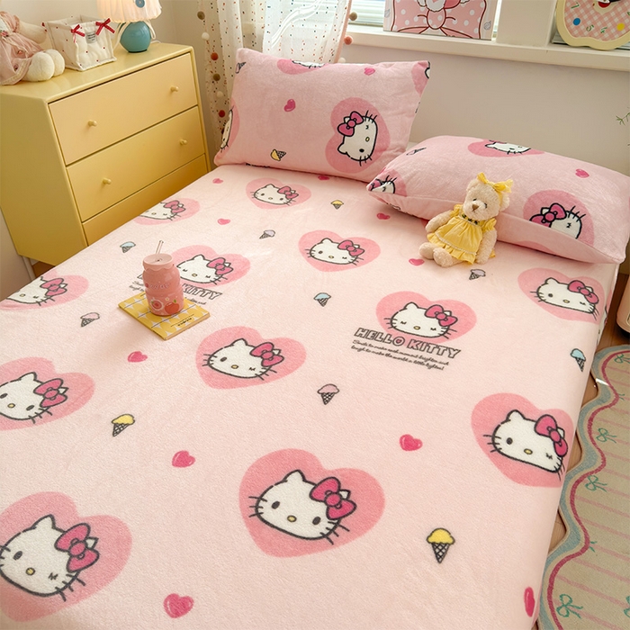 91家纺网 家纺一手货源 找家纺 初念 2025新款正版三丽鸥双面印花牛奶绒多功能四季款毛毯空调毯（撸猫触感，双倍柔软）（提供买家秀） 舒芙蕾-软萌KT