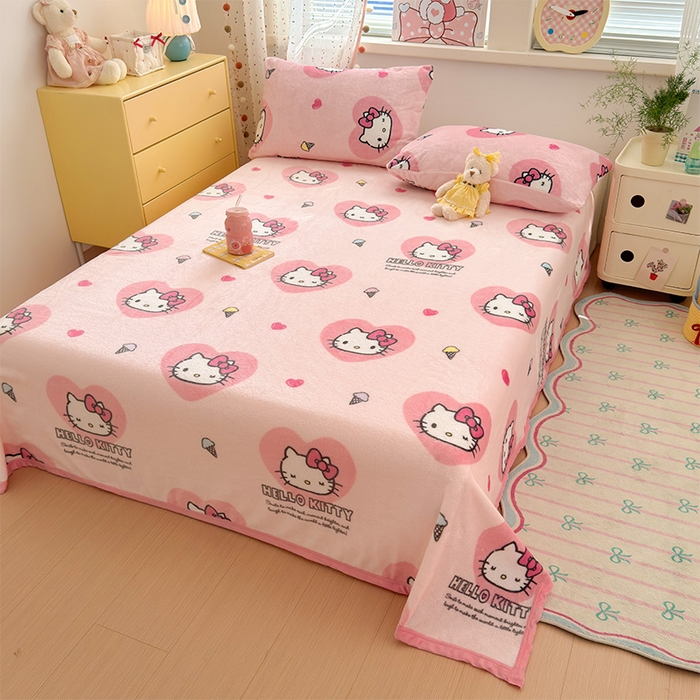 91家纺网 家纺一手货源 找家纺 初念 2025新款正版三丽鸥双面印花牛奶绒多功能四季款毛毯空调毯（撸猫触感，双倍柔软）（提供买家秀） 舒芙蕾-软萌KT