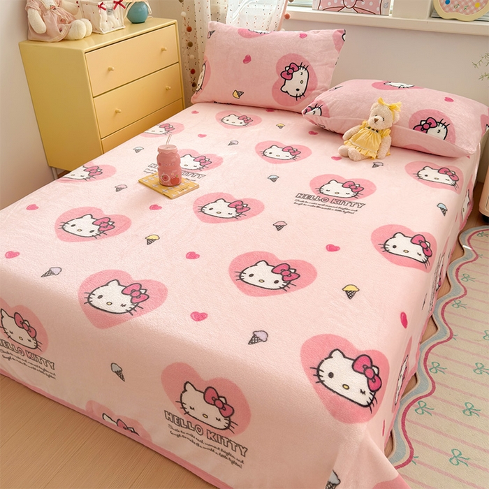 91家纺网 家纺一手货源 找家纺 初念 2025新款正版三丽鸥双面印花牛奶绒多功能四季款毛毯空调毯（撸猫触感，双倍柔软）（提供买家秀） 舒芙蕾-软萌KT