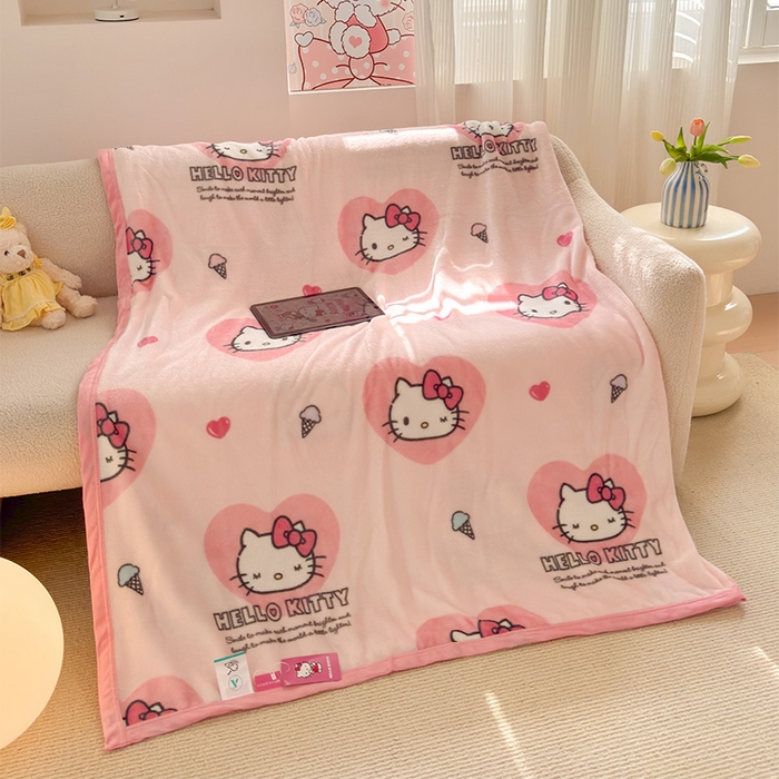 91家纺网 家纺一手货源 找家纺 初念 2025新款正版三丽鸥双面印花牛奶绒多功能四季款毛毯空调毯（撸猫触感，双倍柔软）（提供买家秀） 舒芙蕾-软萌KT