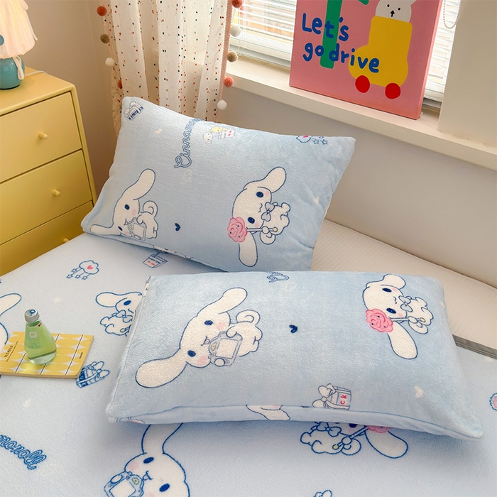 91家纺网 家纺一手货源 找家纺 初念 2025新款正版三丽鸥双面印花牛奶绒多功能四季款毛毯空调毯（撸猫触感，双倍柔软）（提供买家秀） 舒芙蕾-帕恰勾勾