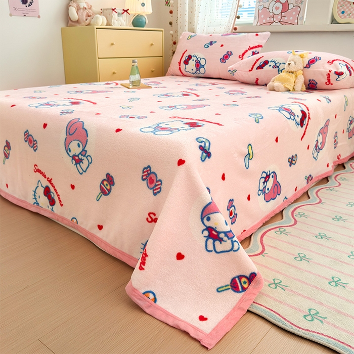 91家纺网 家纺一手货源 找家纺 初念 2025新款正版三丽鸥双面印花牛奶绒多功能四季款毛毯空调毯（撸猫触感，双倍柔软）（提供买家秀） 舒芙蕾-棉花美乐蒂