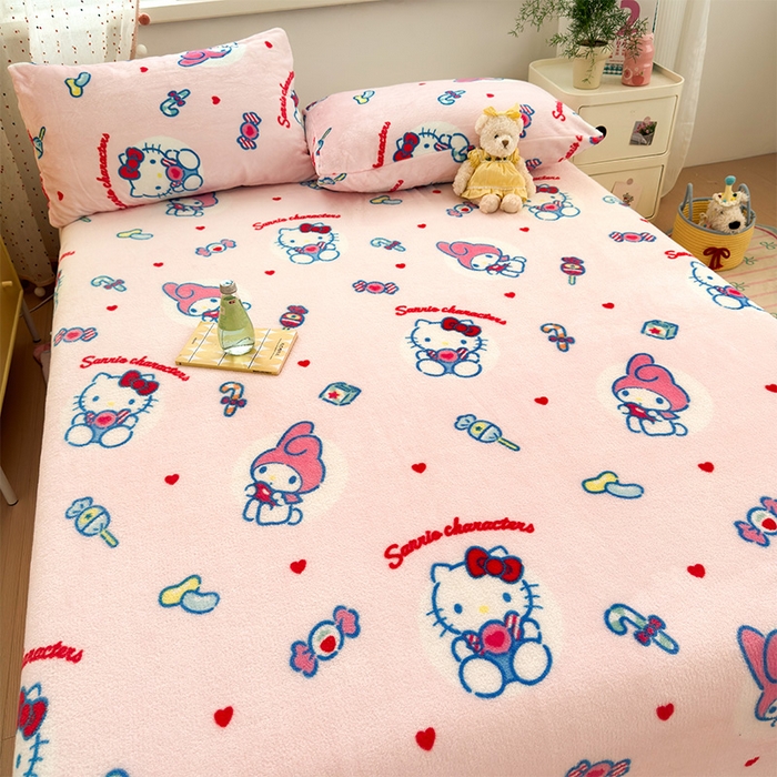 91家纺网 家纺一手货源 找家纺 初念 2025新款正版三丽鸥双面印花牛奶绒多功能四季款毛毯空调毯（撸猫触感，双倍柔软）（提供买家秀） 舒芙蕾-棉花美乐蒂