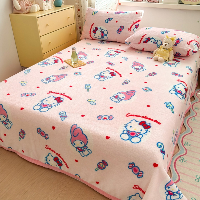 91家纺网 家纺一手货源 找家纺 初念 2025新款正版三丽鸥双面印花牛奶绒多功能四季款毛毯空调毯（撸猫触感，双倍柔软）（提供买家秀） 舒芙蕾-棉花美乐蒂