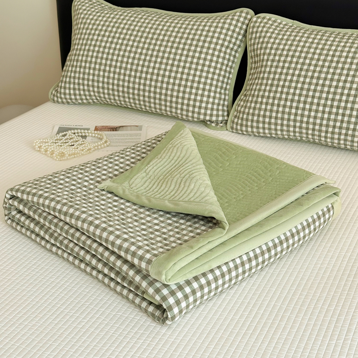 91家纺网 家纺一手货源 找家纺 乐野家居 2025新款A类全棉色织水洗棉棉加绒床盖三件套 绿小格