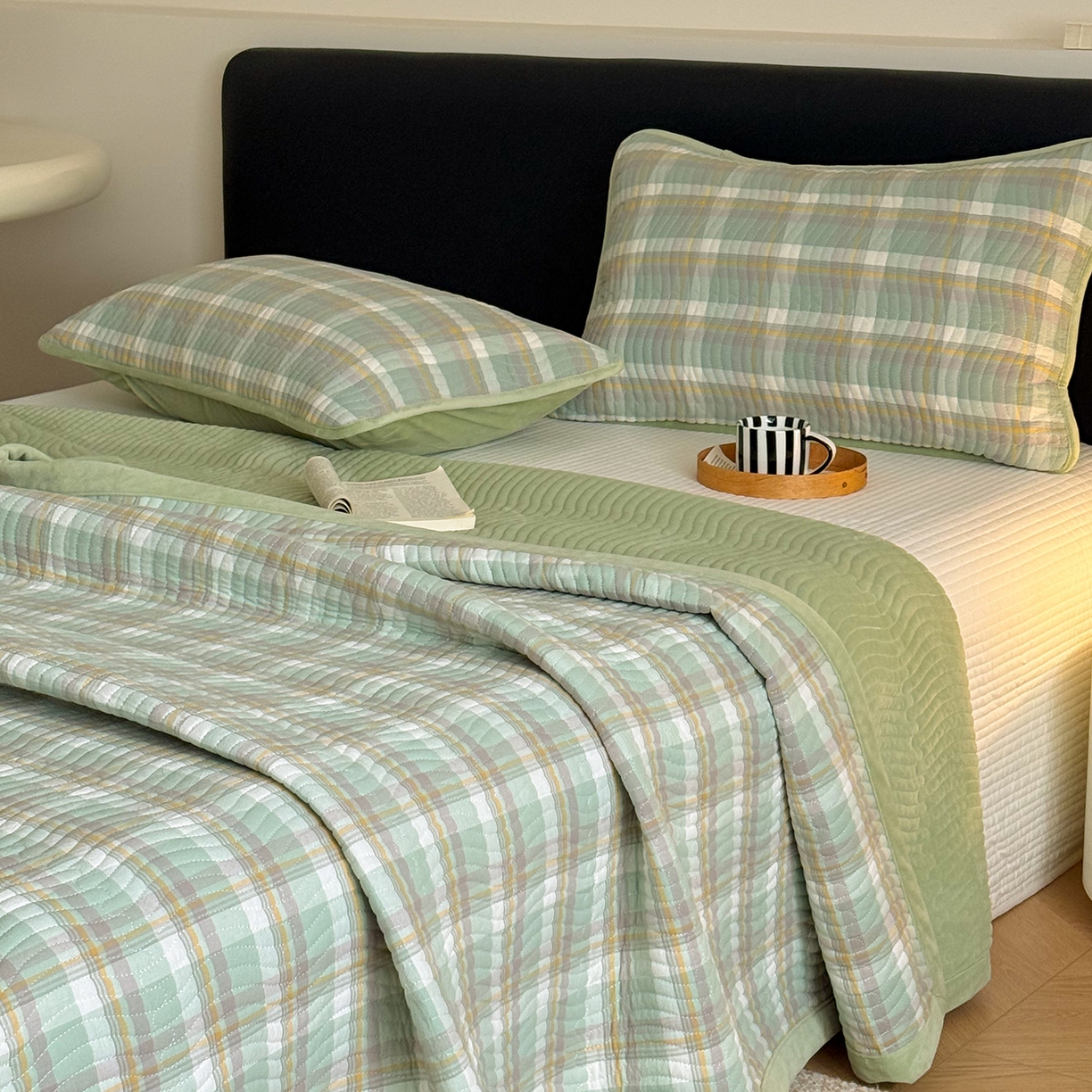 91家纺网 家纺一手货源 找家纺 乐野家居 2025新款A类全棉色织水洗棉棉加绒床盖三件套 绿中格