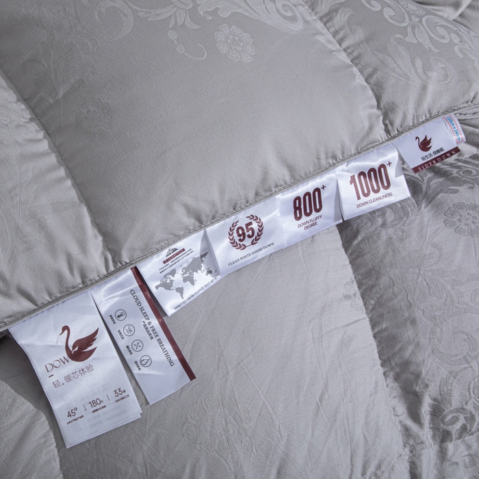 91家纺网 家纺一手货源 找家纺 缔莱（十三铭）被业 2025新款柔赛丝提花羽绒被壳羽毛被被子被芯 立体提花-灰色