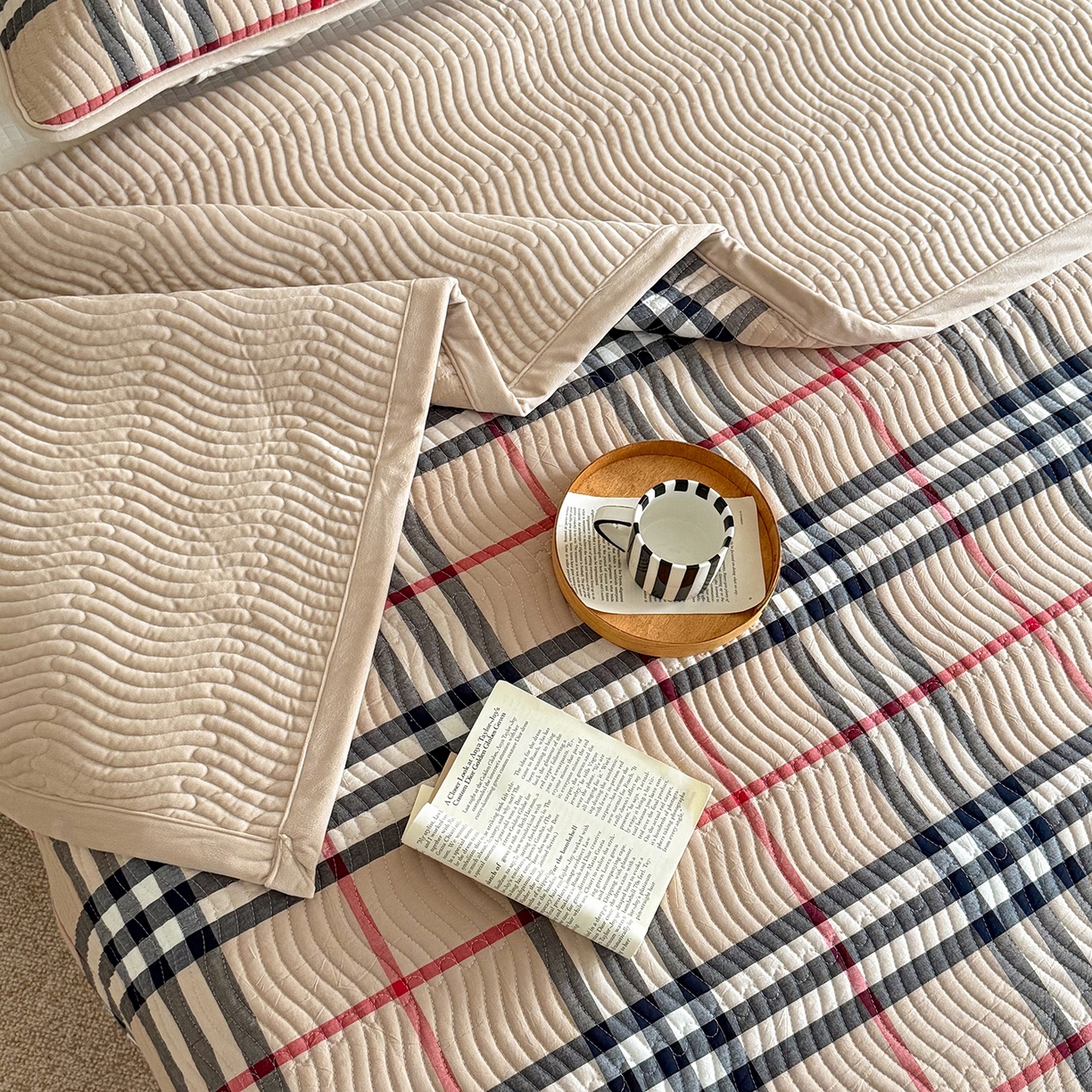 91家纺网 家纺一手货源 找家纺 乐野家居 2025新款A类全棉色织水洗棉棉加绒床盖三件套 小苏格兰