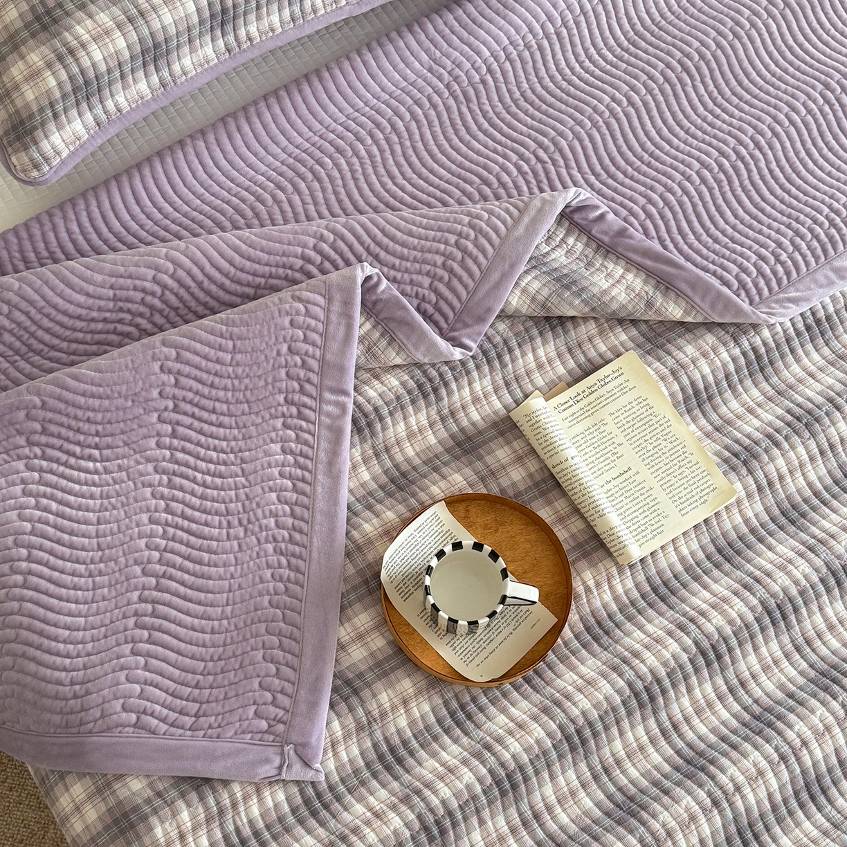 91家纺网 家纺一手货源 找家纺 乐野家居 2025新款A类全棉色织水洗棉棉加绒床盖三件套 可可紫