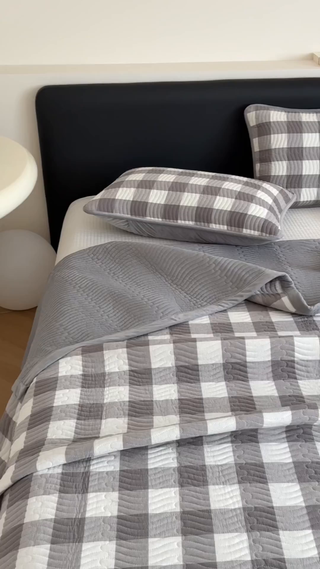 91家纺网 家纺一手货源 找家纺 乐野家居 2025新款A类全棉色织水洗棉棉加绒床盖三件套 灰中格